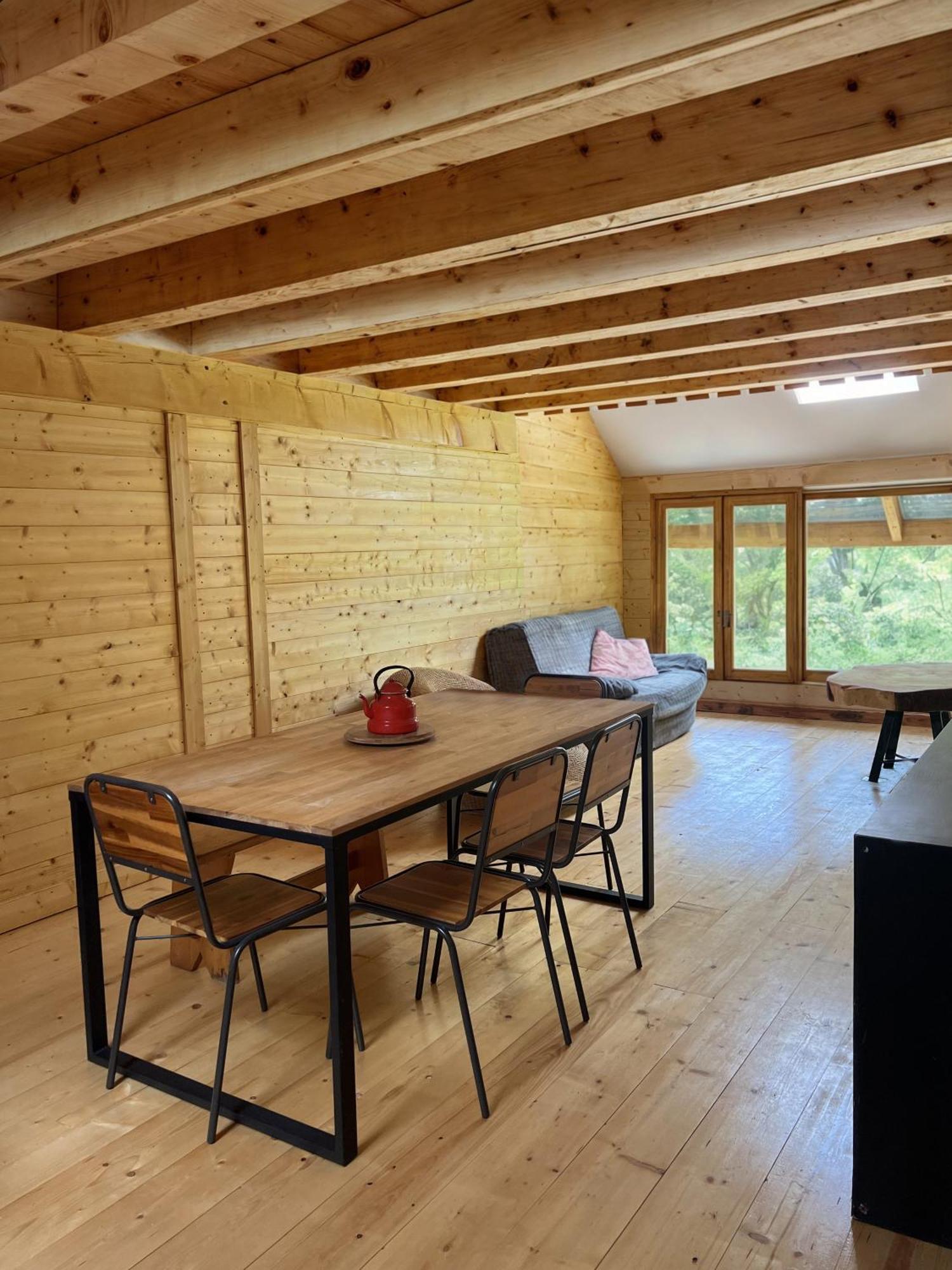 L'Ostal Villa Les Combes  Exteriör bild
